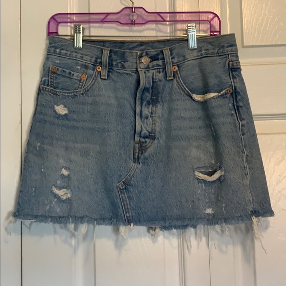 Levi’s distressed denim skirt